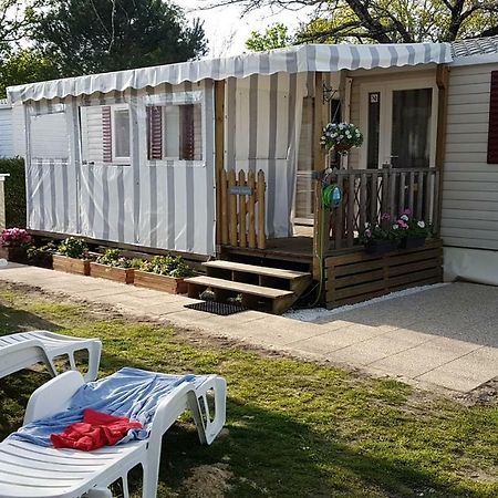 Gh Vacances La Reserve Gastes Eksteriør bilde